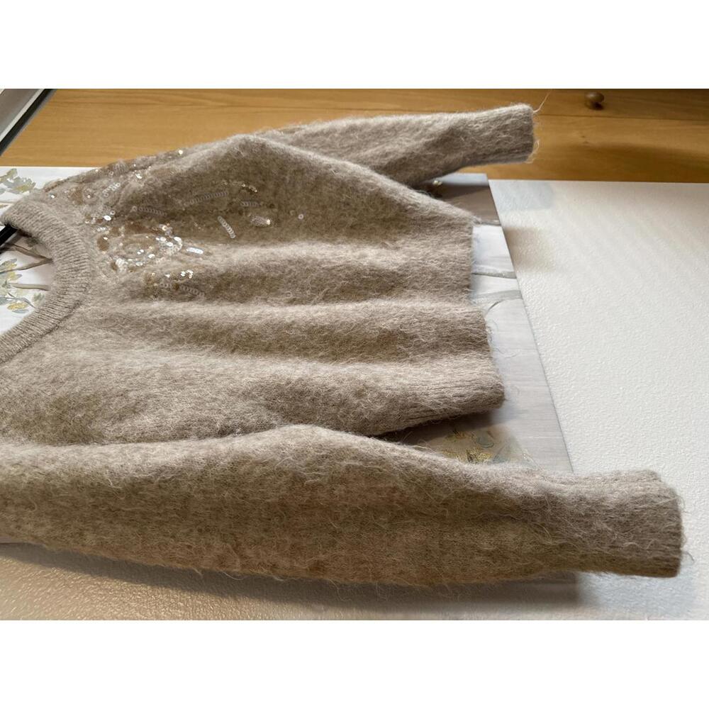 White House Black Market Beige Sweater with Sequin Detail, Size M - Picture 4 of 8
